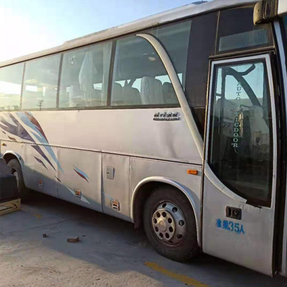 2008 Used Gloden Dragon XML6907J13 Bus, 35 Seats