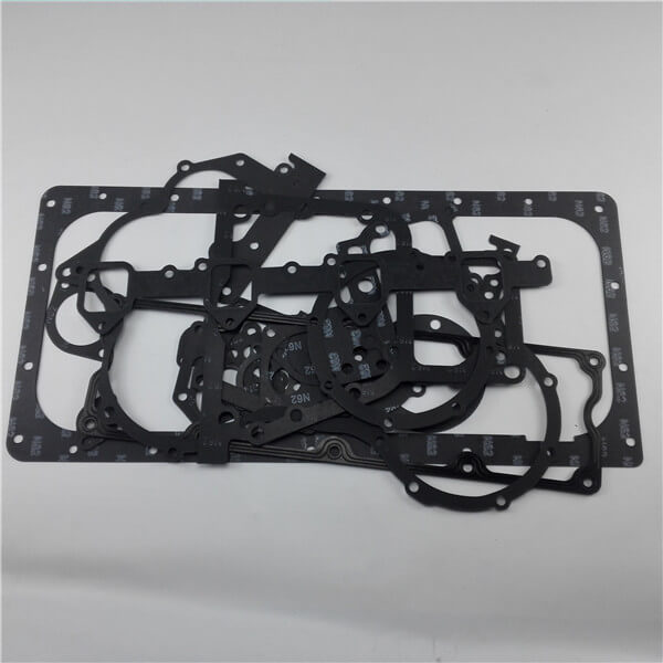Full Set Gaskets YC4D130-33  engine spare parts